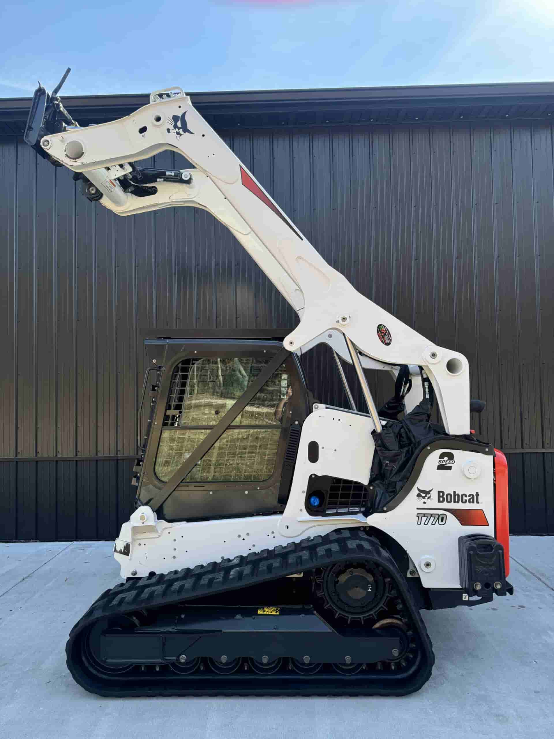 2022 BOBCAT T770 FORESTRY
